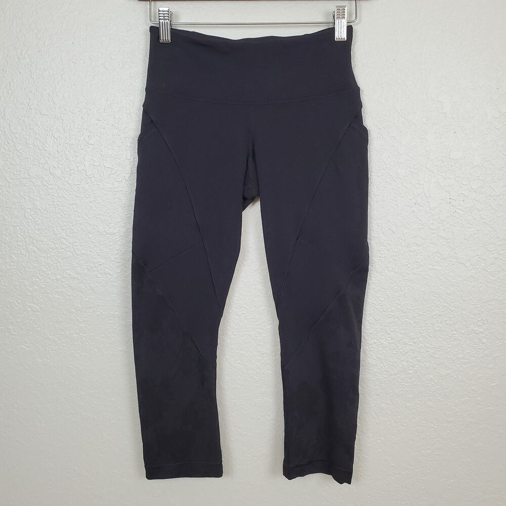 Lululemon Crop Leggings Womens Size 4 Floral Mesh Black Yoga Stretch Workout Gym